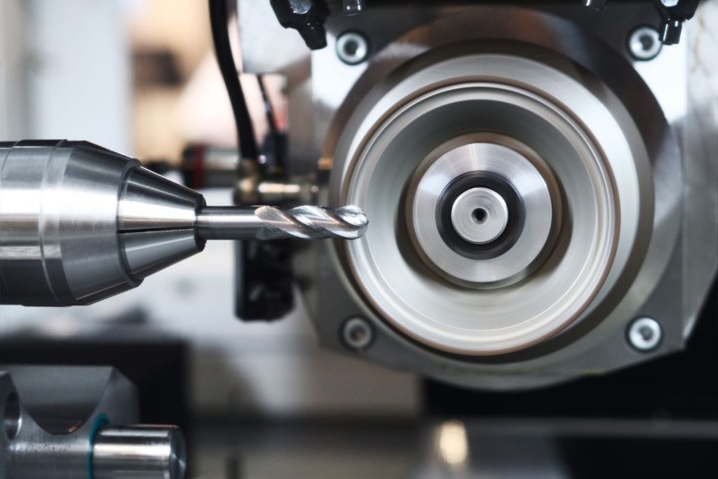 کاربردهای فرز CNC و تراش CNC